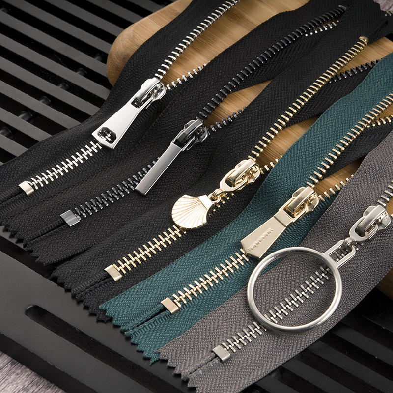 Zippers & Pullers