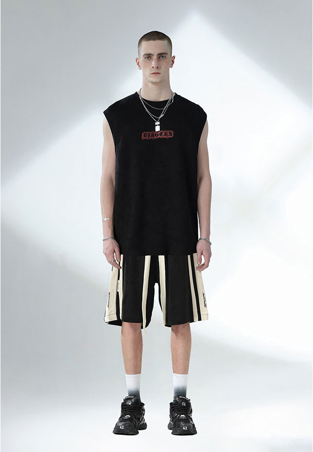 streetwear style lifestyle lookbook hoodie tshirt 12