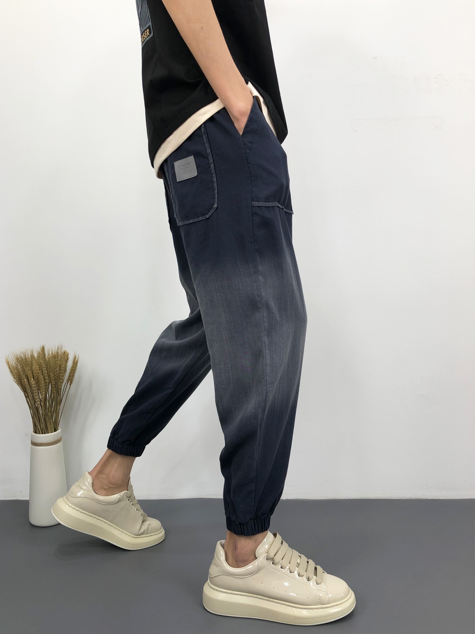 streetwear style lifestyle lookbook hoodie tshirt 15