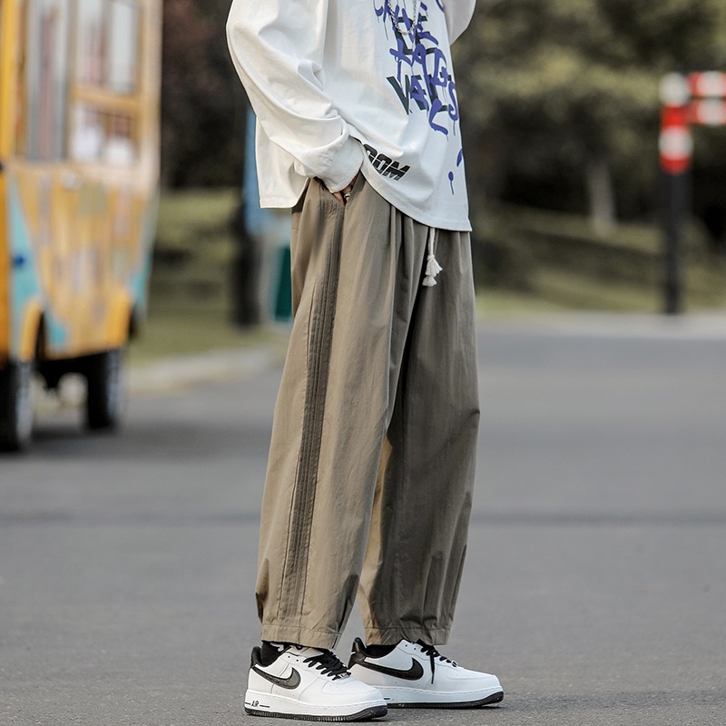 streetwear style lifestyle lookbook hoodie tshirt 38